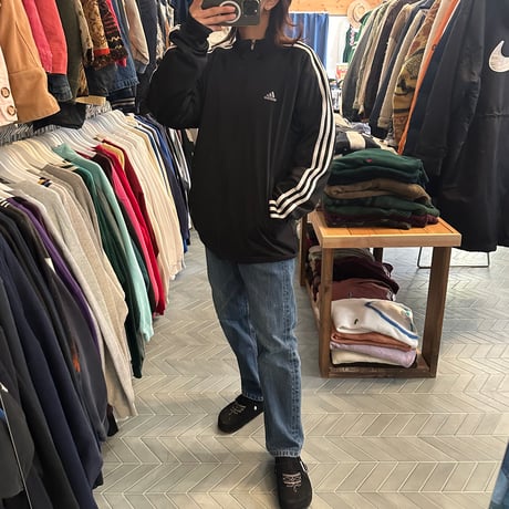 adidas トラックジャケット