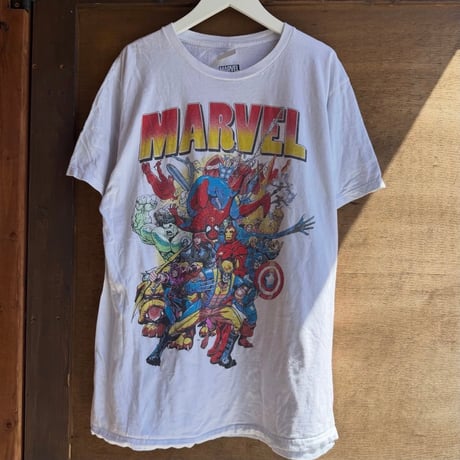 MARVEL キャラ集合Tシャツ