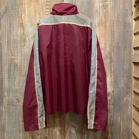 NIKEハーフジップナイロンPO