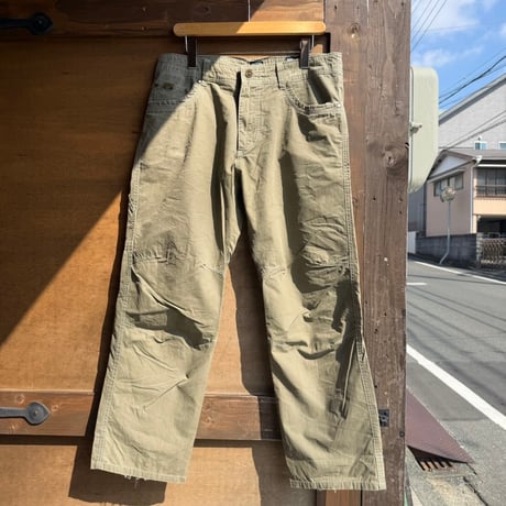 KÜHL  軽量アウトドアパンツ