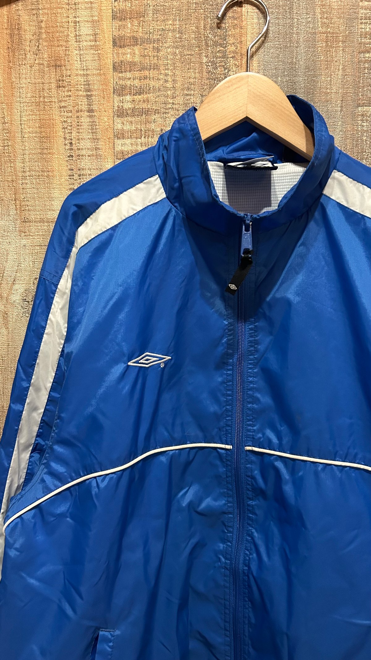 UMBRO × ROSE BUD レオパードパターン　ナイロンジャケット UMBRO（アンブロ）の「(UMBRO×ROSE BUD)<ROSE BUD限定>ナイロン