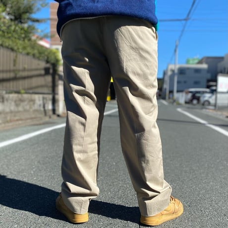 ツータックスラックス