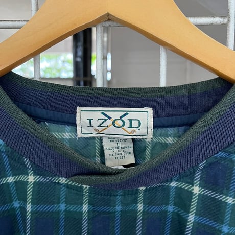 IZOD ナイロンプルオーバー