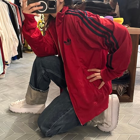 adidas トラックジャケット