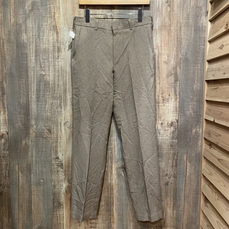 Levi'sアクションスラックス