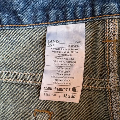 carhartt テーパードデニム（W32 L30)