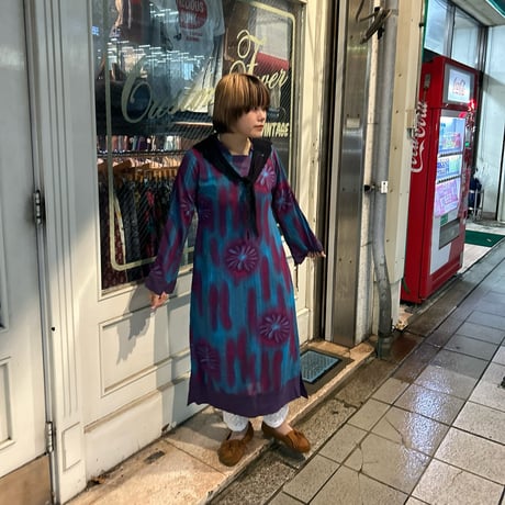 フレアスリーブ花柄ワンピース