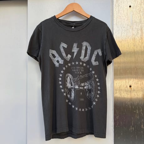 AC/DC ツアーTシャツ