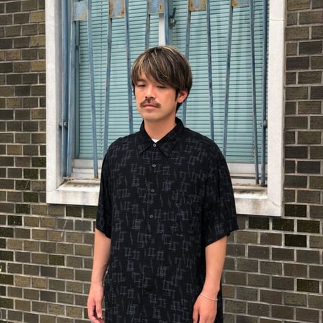 レーヨン総柄シャツ XL