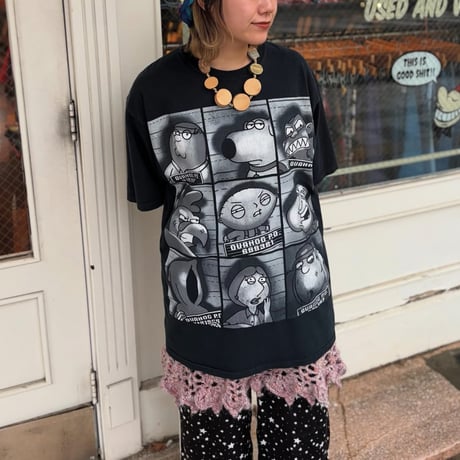 GILDAN ファミリー・ガイ プリントTシャツ
