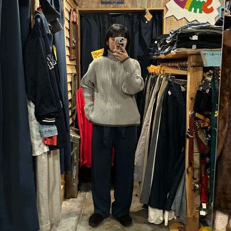 TOMMYリブ編みタートルネックニット