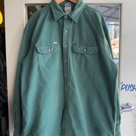 USA製Carhartt長袖シャモアクロスシャツ