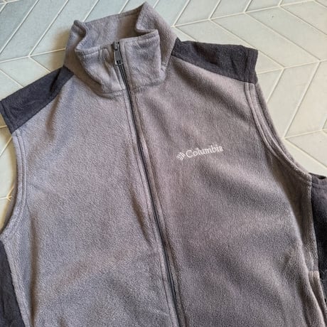 Columbia フリースベスト