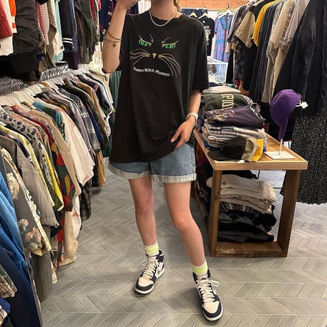 USA製魔女博物館Tシャツ