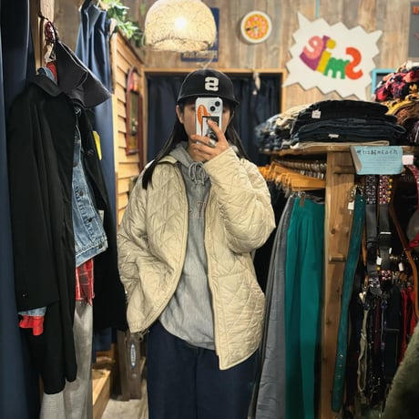 Barbourキルティングライトジャケット