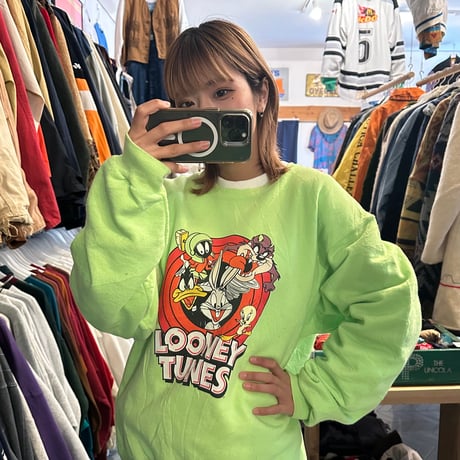 LOONEY TUNES プリントスウェット