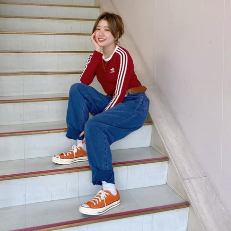 adidasラインロンT
