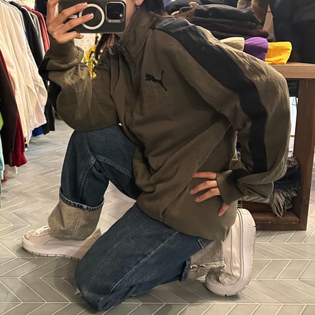 PUMA フルジップスウェット