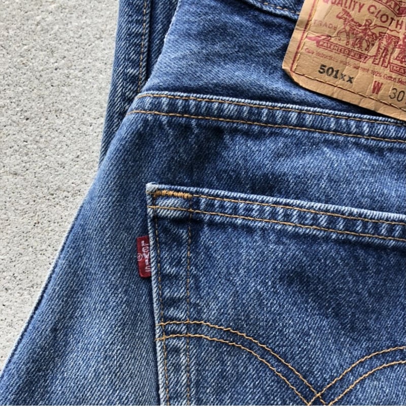 【極上】90s リーバイス501 USA w30 L32相当 Dead Stock 90s Levi's 501 USA製 W30×L32 - メルカリ