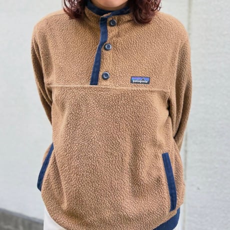 patagonia シアーリングボタンプルオーバー