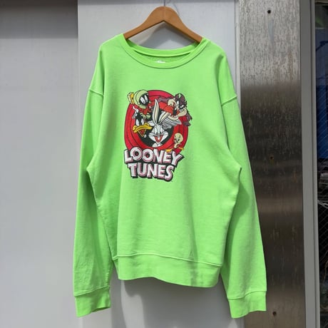 LOONEY TUNES プリントスウェット