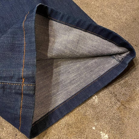 Levi's ストレッチベルボトム