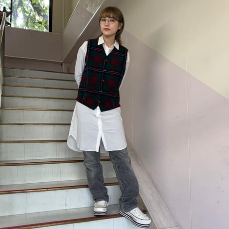 GAP 内側キルティングチェック柄ベスト