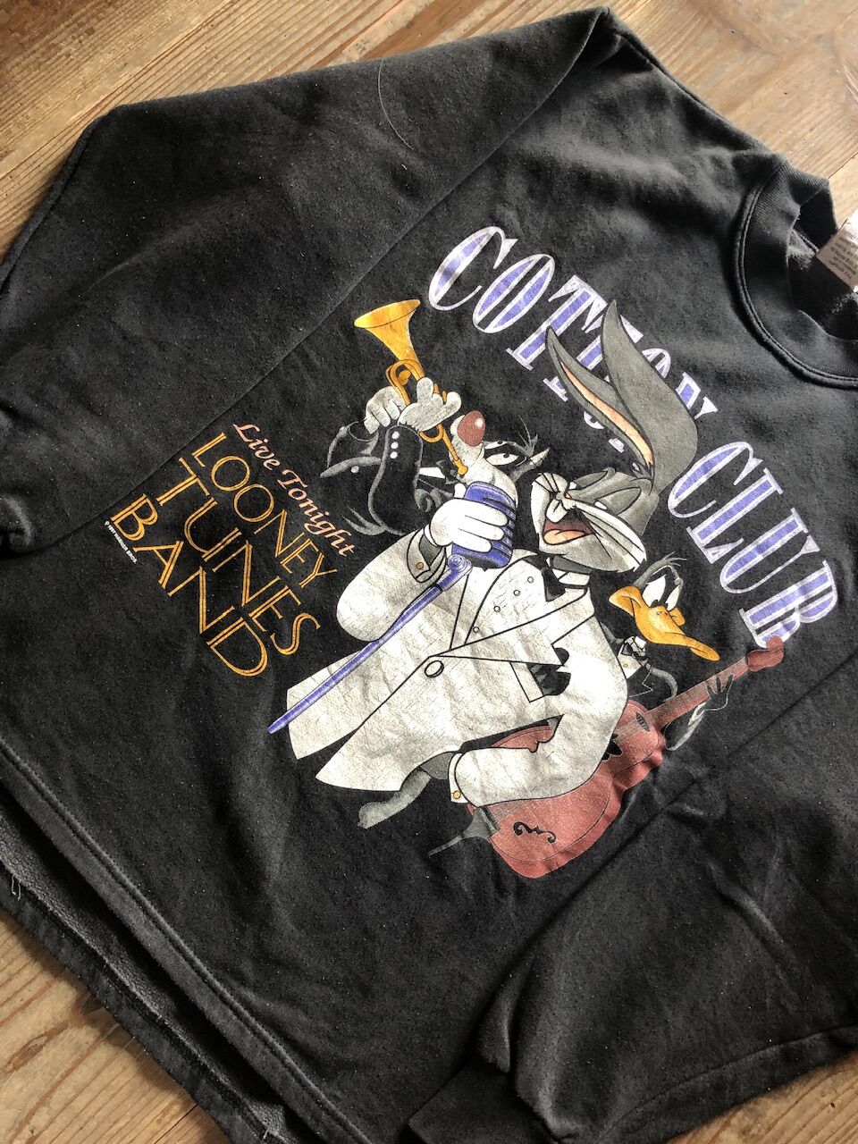 90's ルーニー・テューンズ キャラスウェット | CUSTOM FEVER