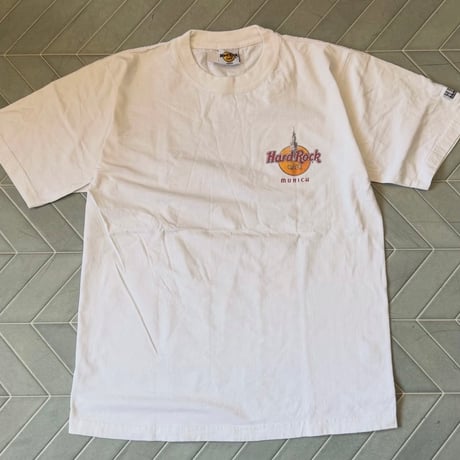 Hard Rock Cafe バックプリントTシャツ