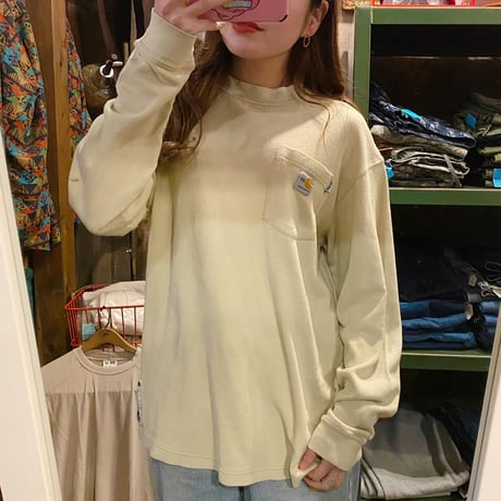 CarharttロングスリーブTシャツ