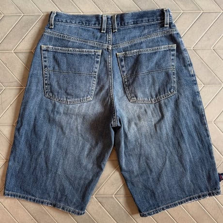 TOMMY JEANS デニムハーフパンツ