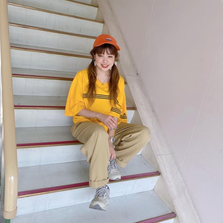 adidas ビッグシルエットTシャツ
