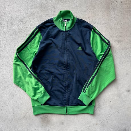 adidasトラックジャケット