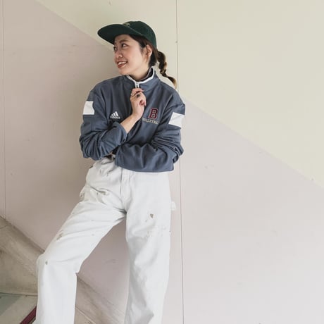 adidasハーフジップPO