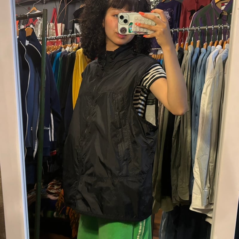 【極美品】Burberry GOLF  ナイロン　フリース　切り替え　ベスト BURBERRY GOLF ノバチェック総柄 プルオーバーナイロン