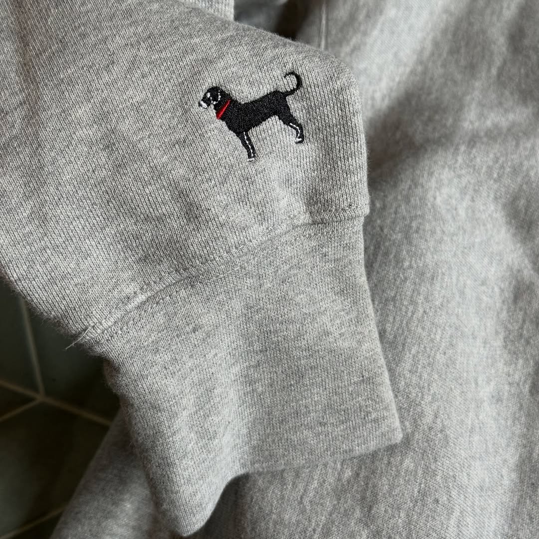 THE BLACK DOG プリントパーカー | CUSTOM FEVER