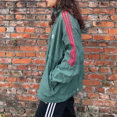 adidasフルジップジャケット
