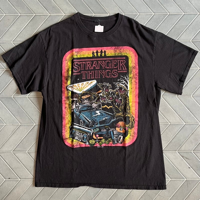 STRANGER THINGS プリントTシャツ | CUSTOM FEVER