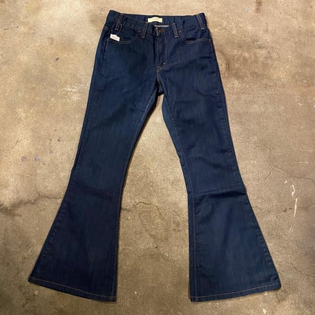 Levi's ストレッチベルボトム