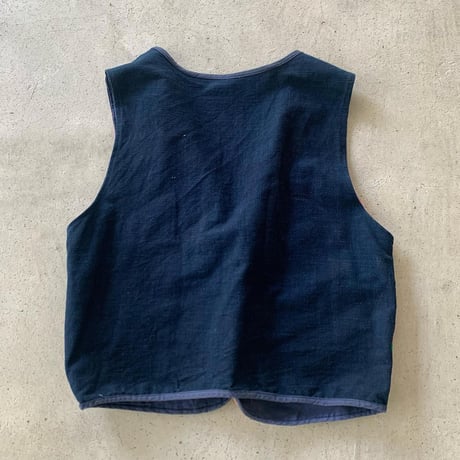 ハンドメイド刺繍ベスト