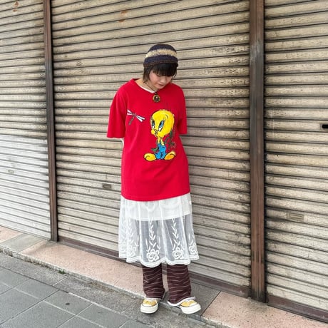 トゥイーティー VネックプリントTシャツ