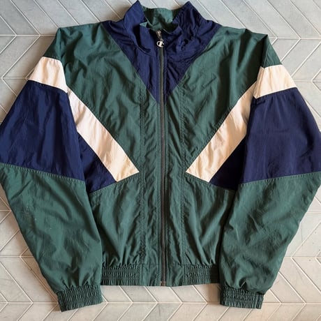 champion ナイロンジャケット