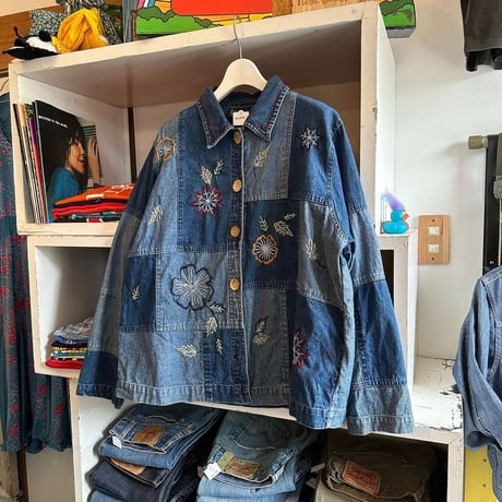 パッチワークデニム刺繍ジャケット