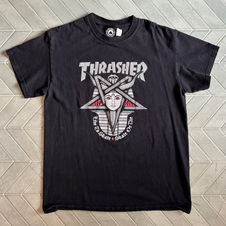 THRASHER GODDESS グラフィックTシャツ
