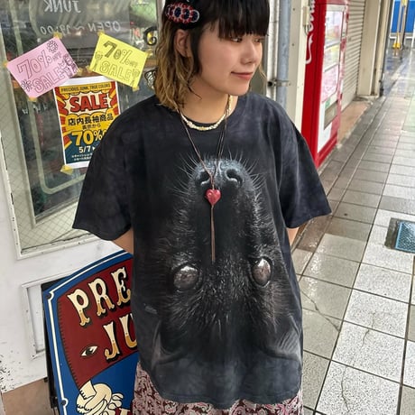 THE MOUNTAIN コウモリTシャツ