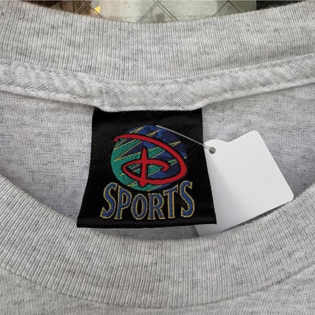 USA製 Disney SPORTS KSA 両面プリントTシャツ