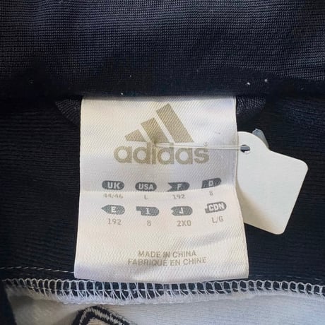 adidas トラックジャケット