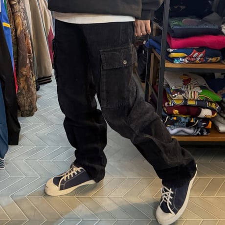 コーデュロイカーゴパンツ