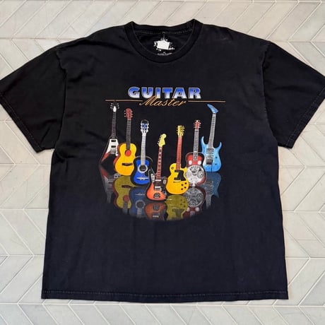 ギタープリントTシャツ