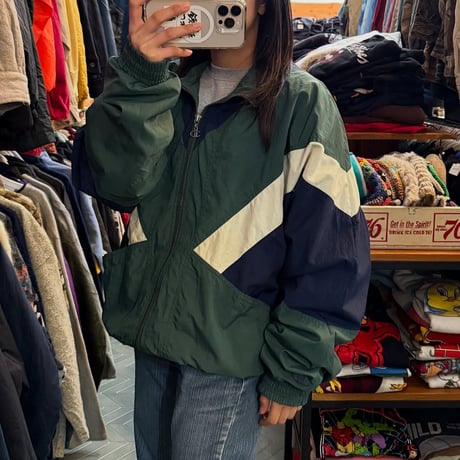 champion ナイロンジャケット